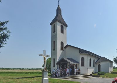 Kitišanci-Crkva1